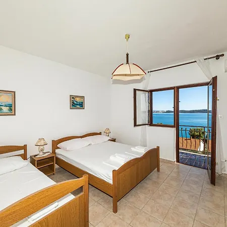 One-bedroom In Seget Donji